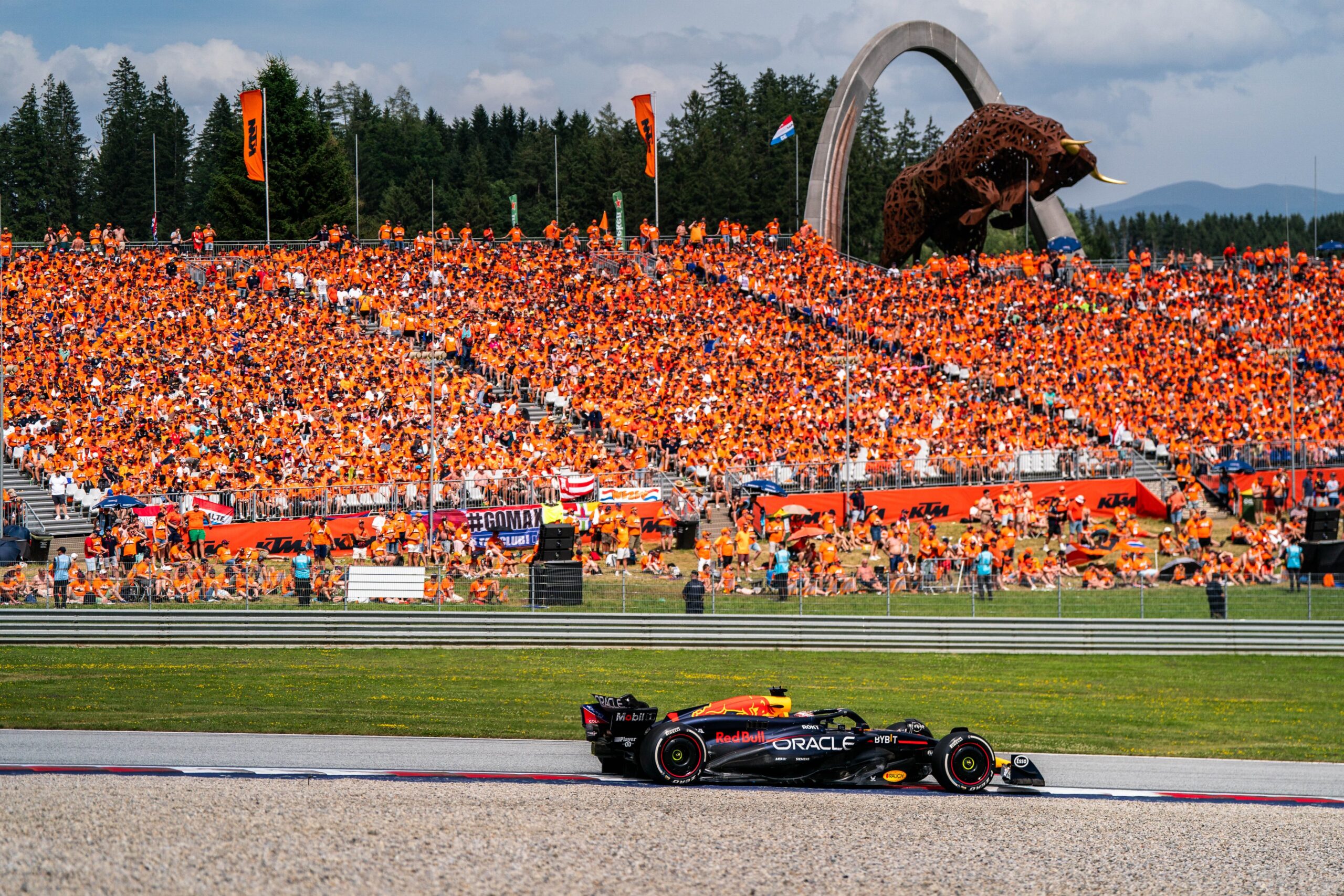 El calor amenaza en el Red Bull Ring: la previsión de Pirelli para el GP de Austria