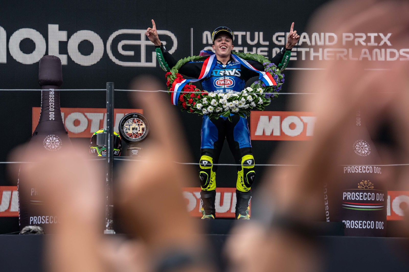 Moreira corta diferença para líderes e mantém 3º lugar na Moto2. Confira classificação