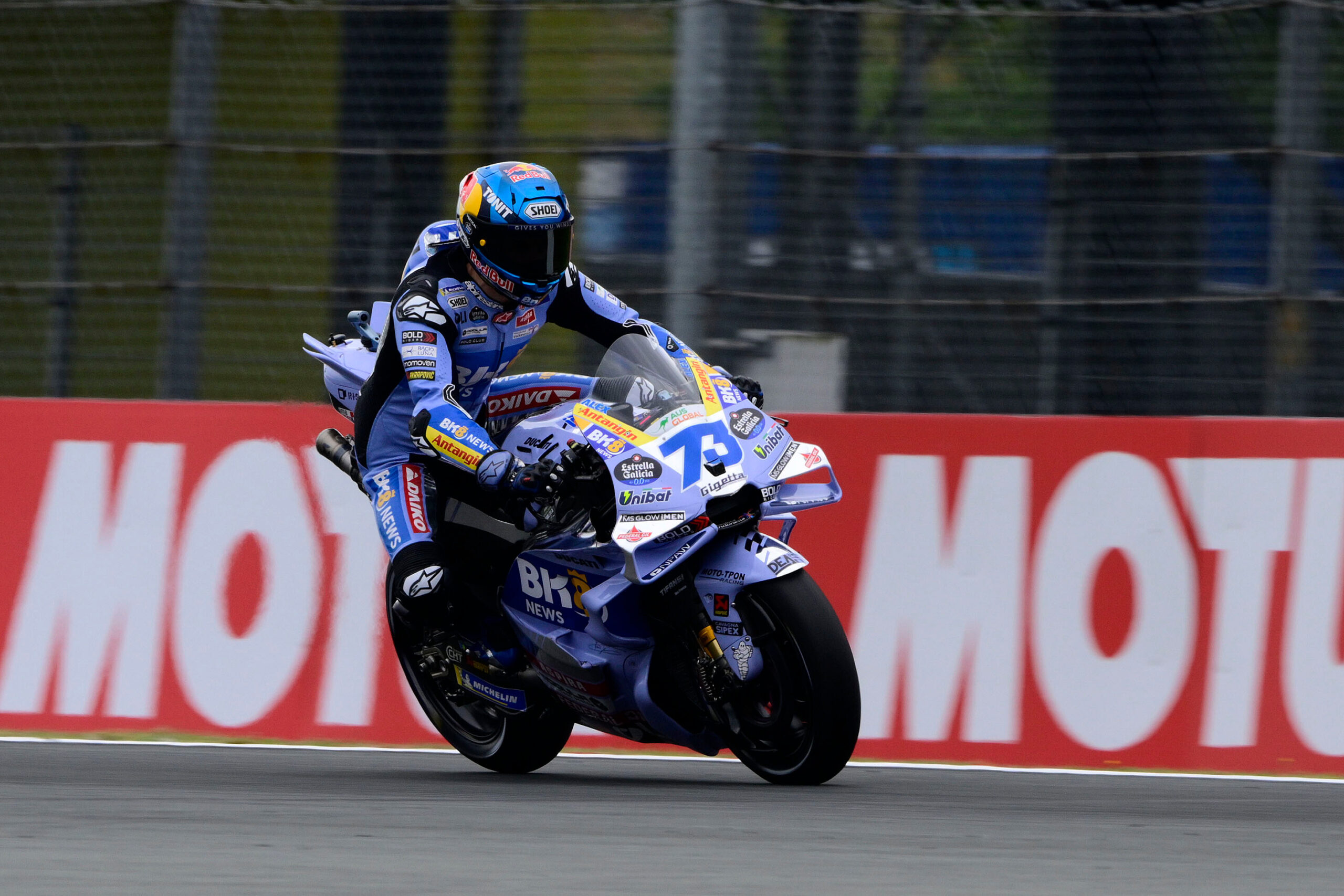 Álex Márquez fratura mão esquerda em queda no GP dos Países Baixos da MotoGP