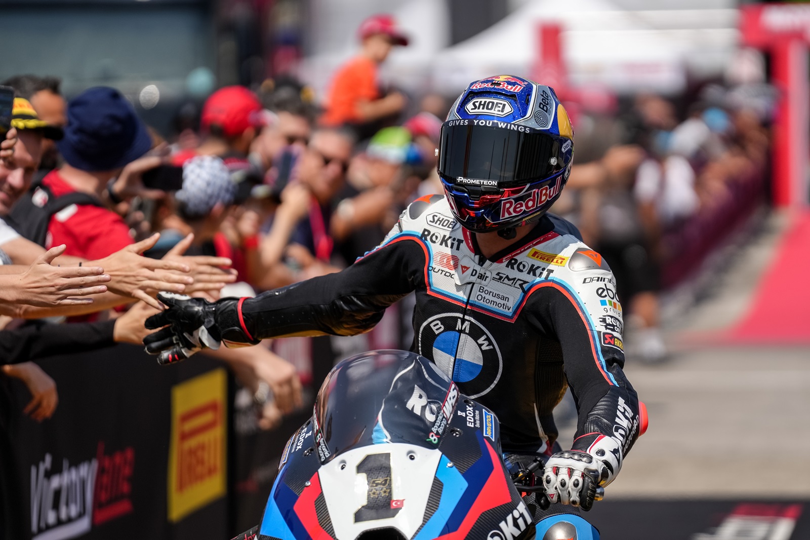 “Rápido” e “corajoso”: MotoGP reage à chegada de Razgatlioglu a partir de 2026