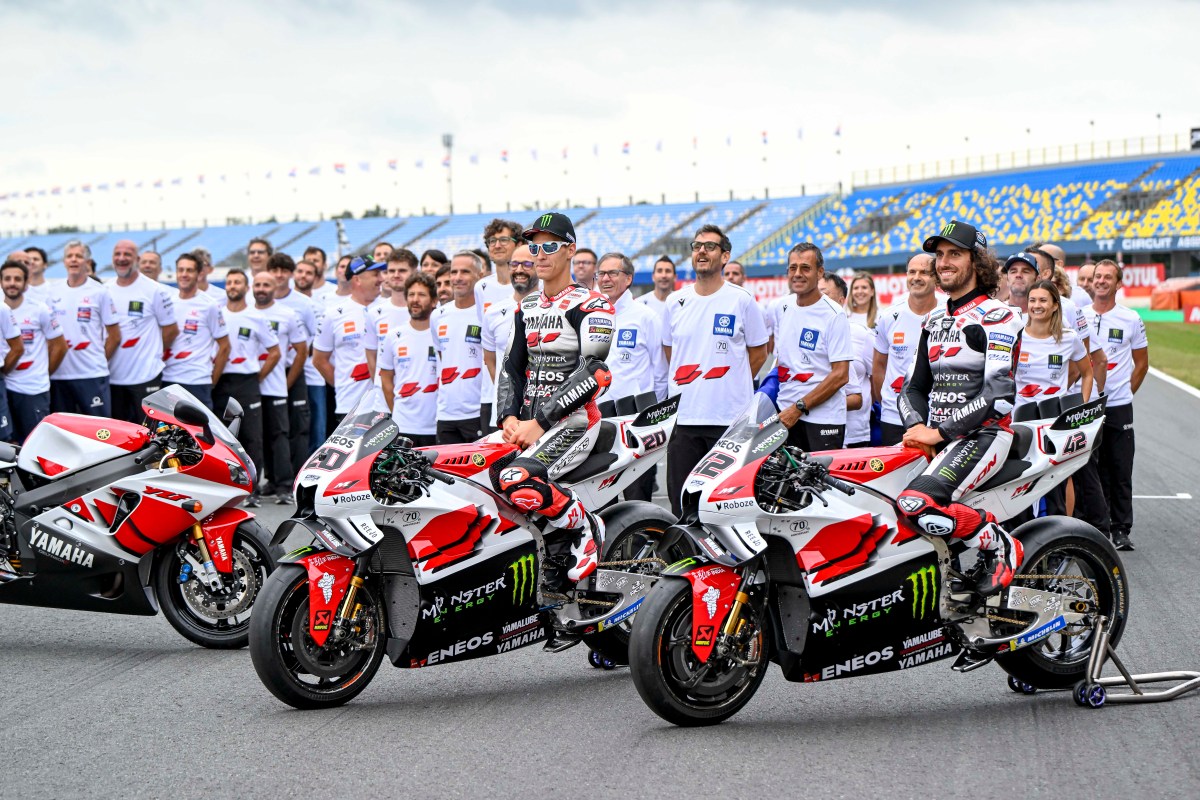 Yamaha revive vermelho e branco em pintura especial para celebrar 70 anos em Assen