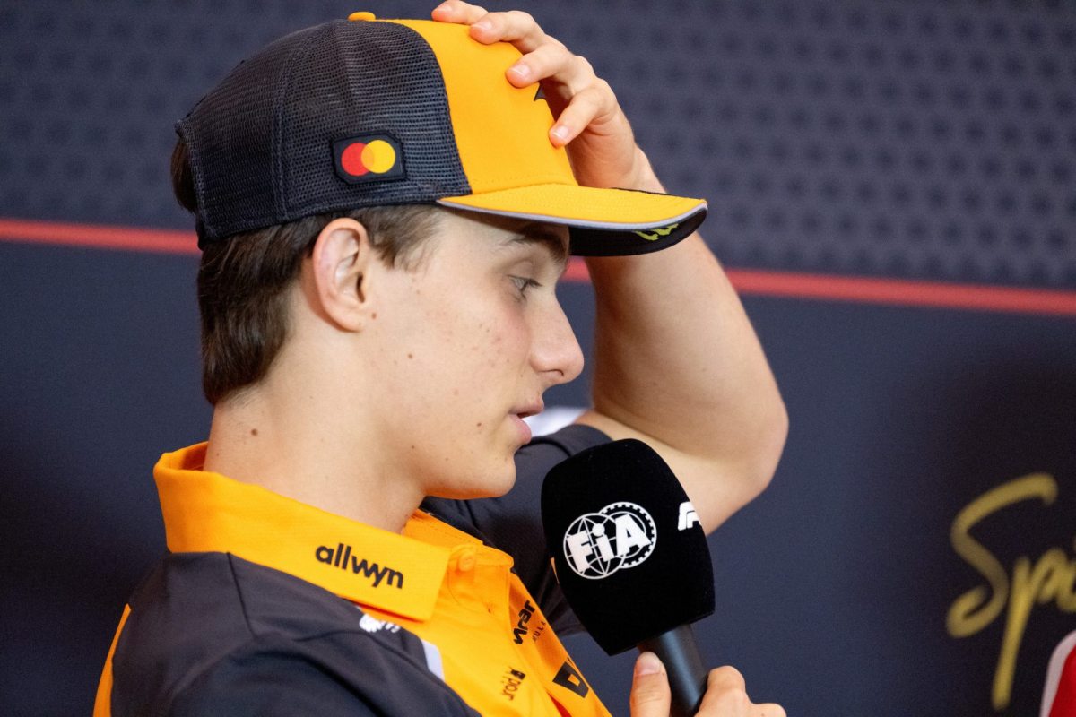 Retrospectiva 2025: Piastri sente golpe da McLaren e derrete em disputa pelo título da F1