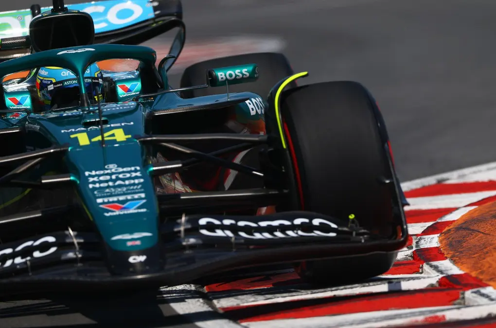 Alonso celebra la “conexión” con Aston Martin y apunta a “sumar puntos” en Canadá