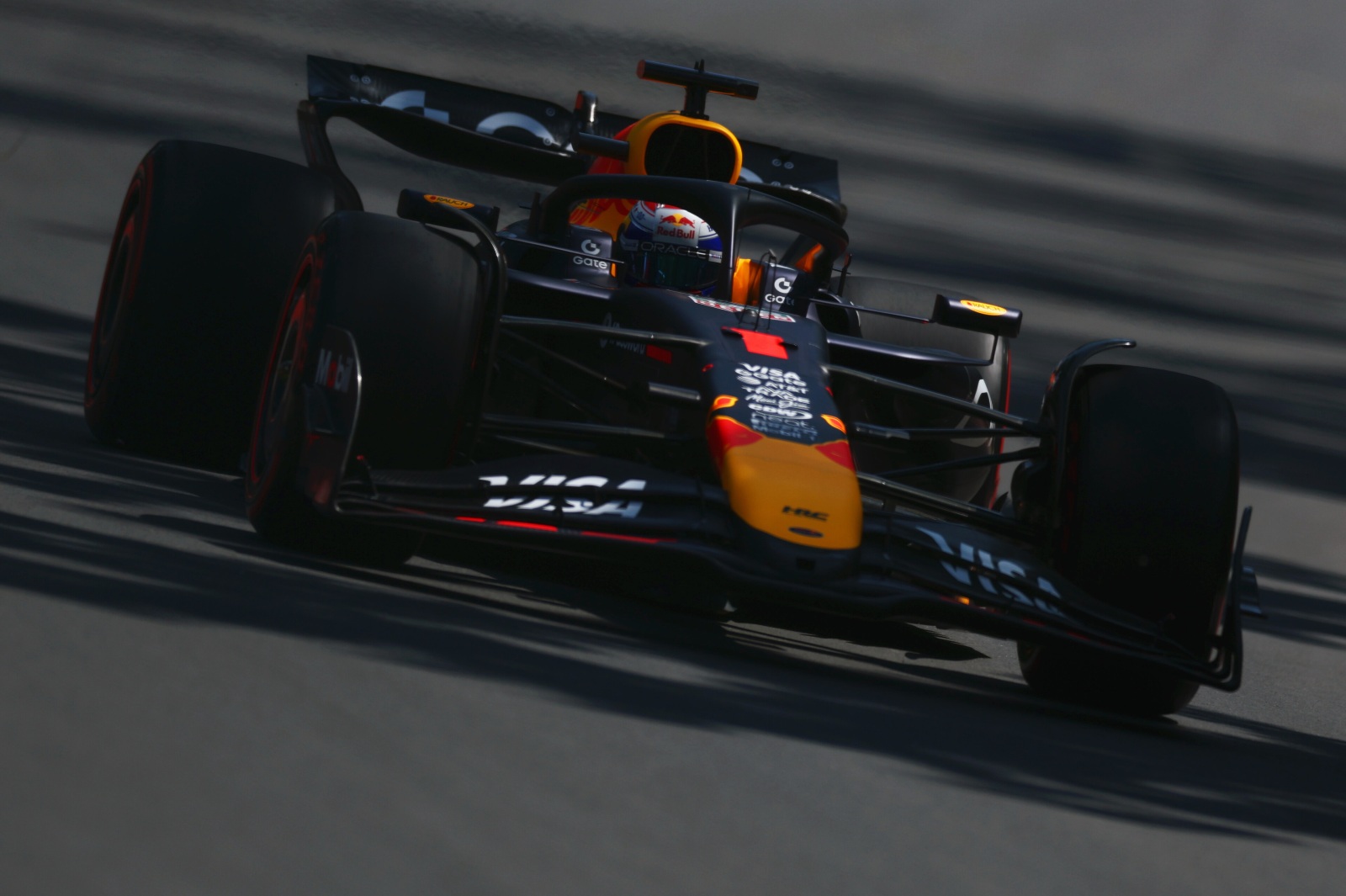 Verstappen aprova médios no Q3 e festeja 1ª fila em grid do Canadá: “Já estou feliz por isso”