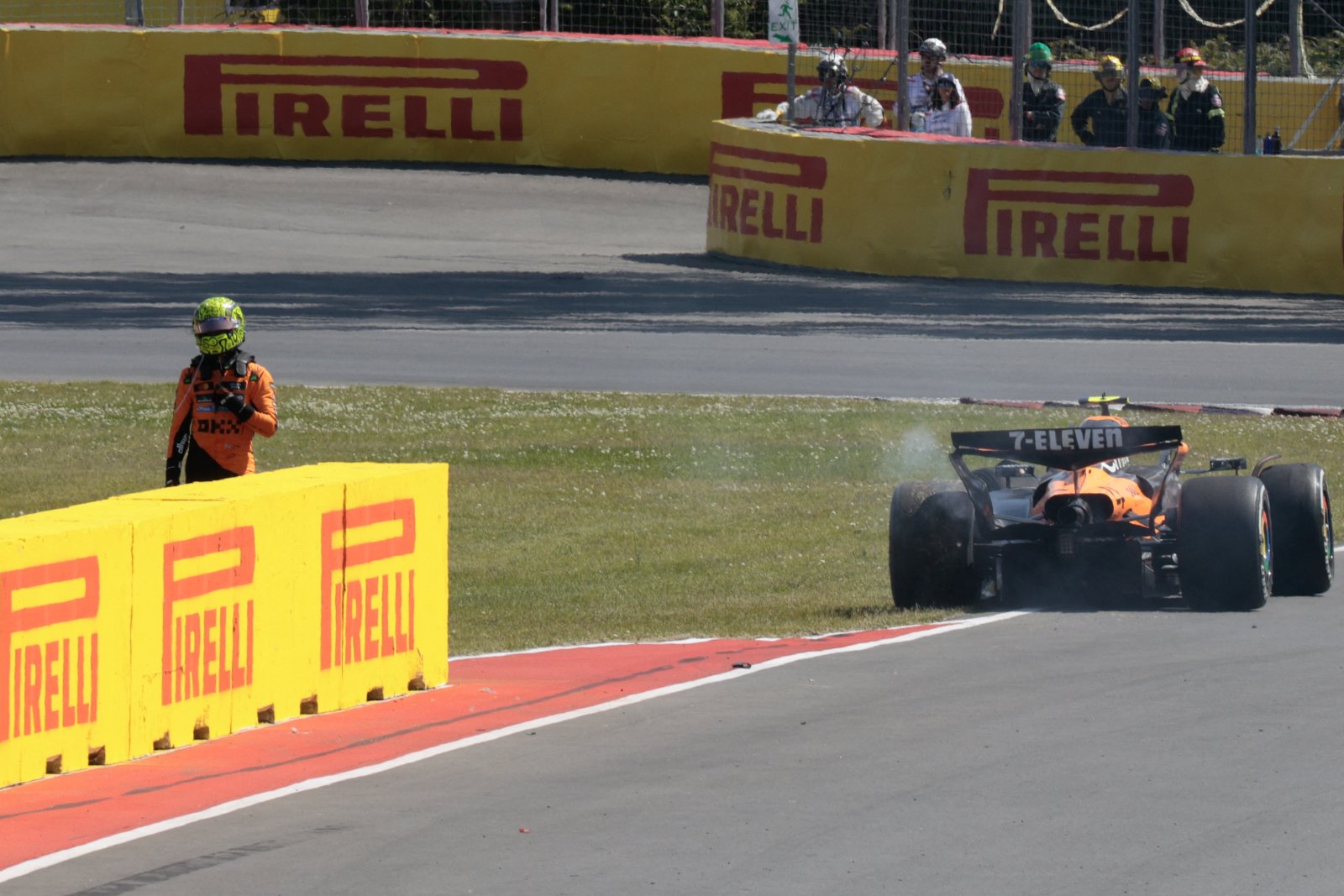 Mercedes diz que McLaren “precisa de regras” para evitar nova colisão Norris × Piastri