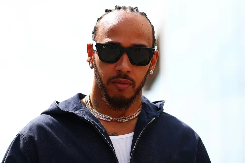 Hamilton declara su “pleno apoyo” a Vasseur: “La principal razón por la que estoy en Ferrari”