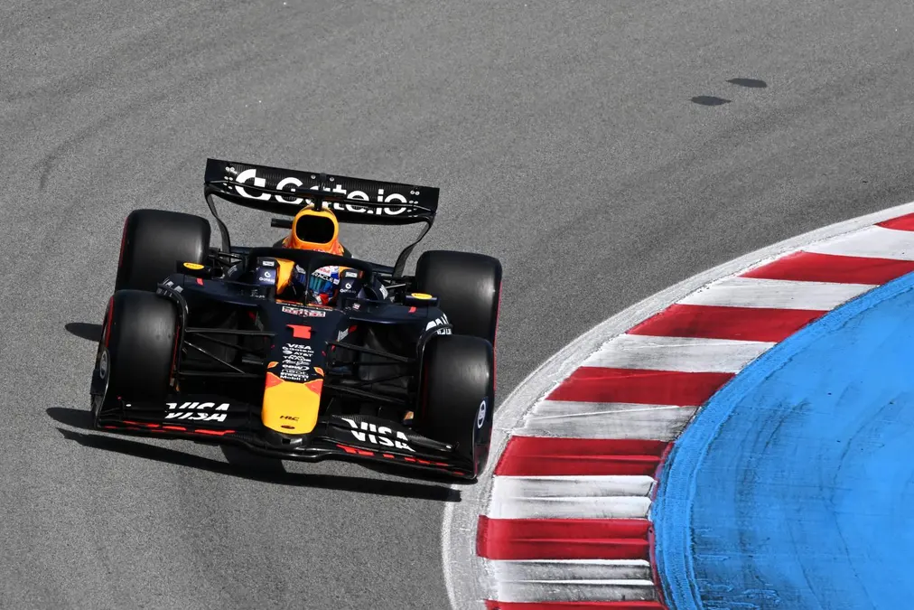 “Colisión sin efectos deportivos”: la FIA revela la norma que eximió a Verstappen en España