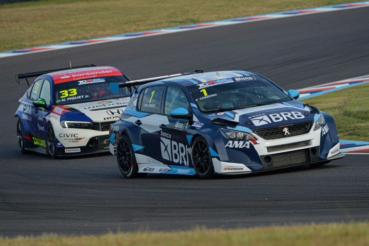 Cardoso y Yannantuoni ganan la ronda del TCR Sudamericano en Termas de Río Hondo