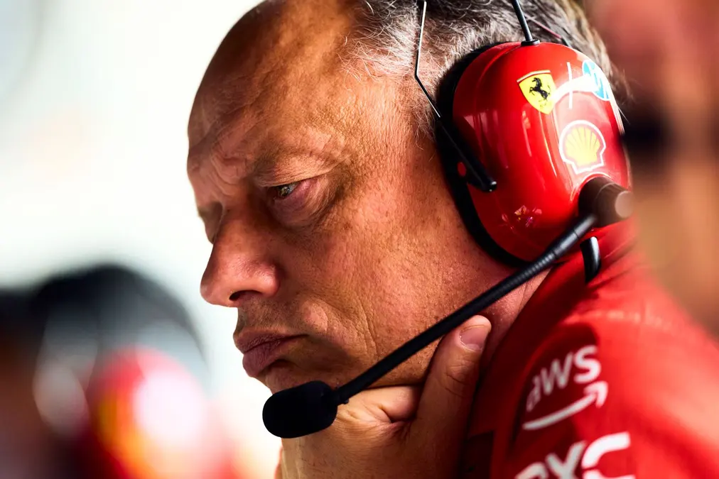 CEO de Ferrari asegura que la renovación de Vasseur es una “recompensa” por su trabajo