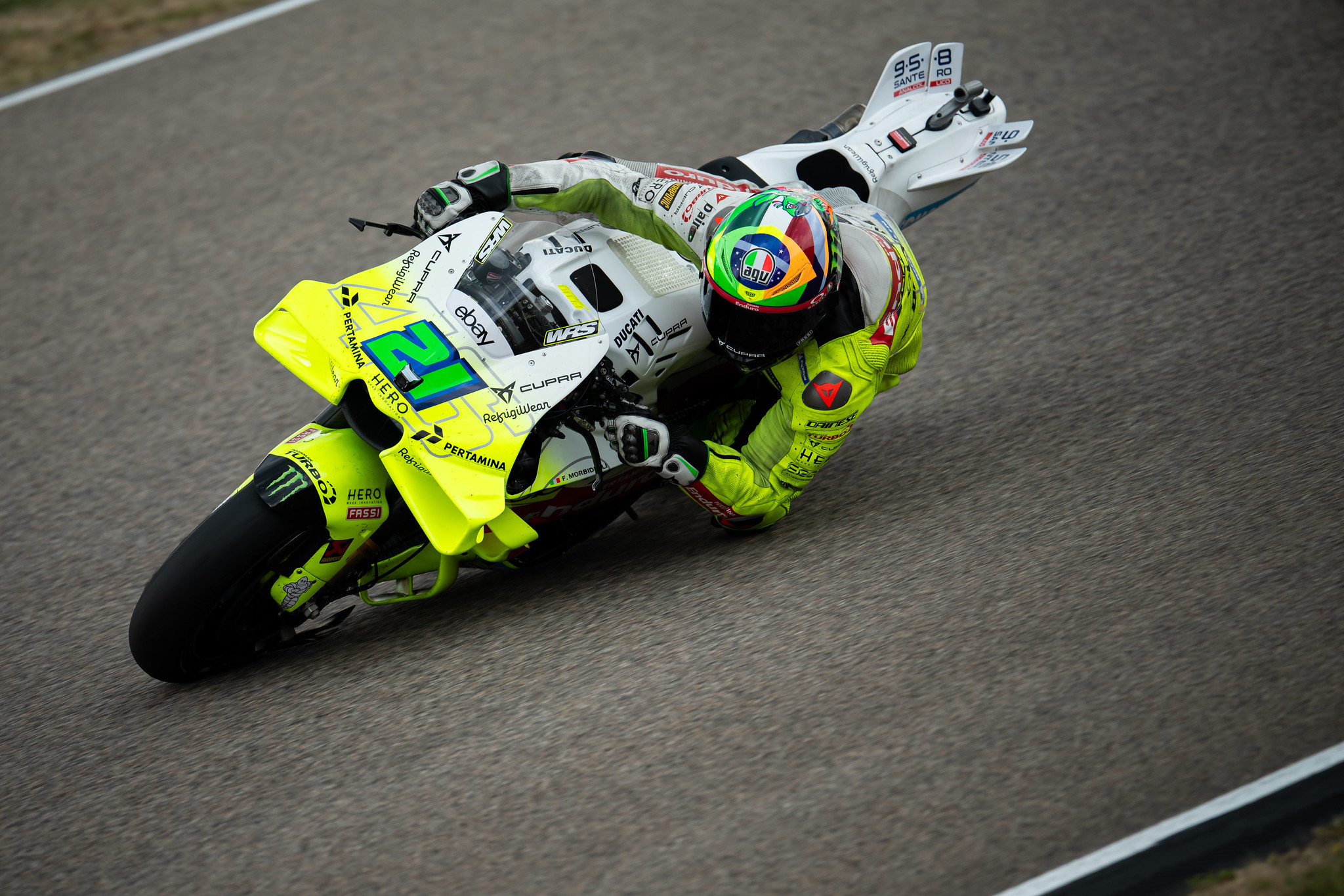Morbidelli fica fora do GP da Alemanha por fortes dores no ombro após queda na sprint