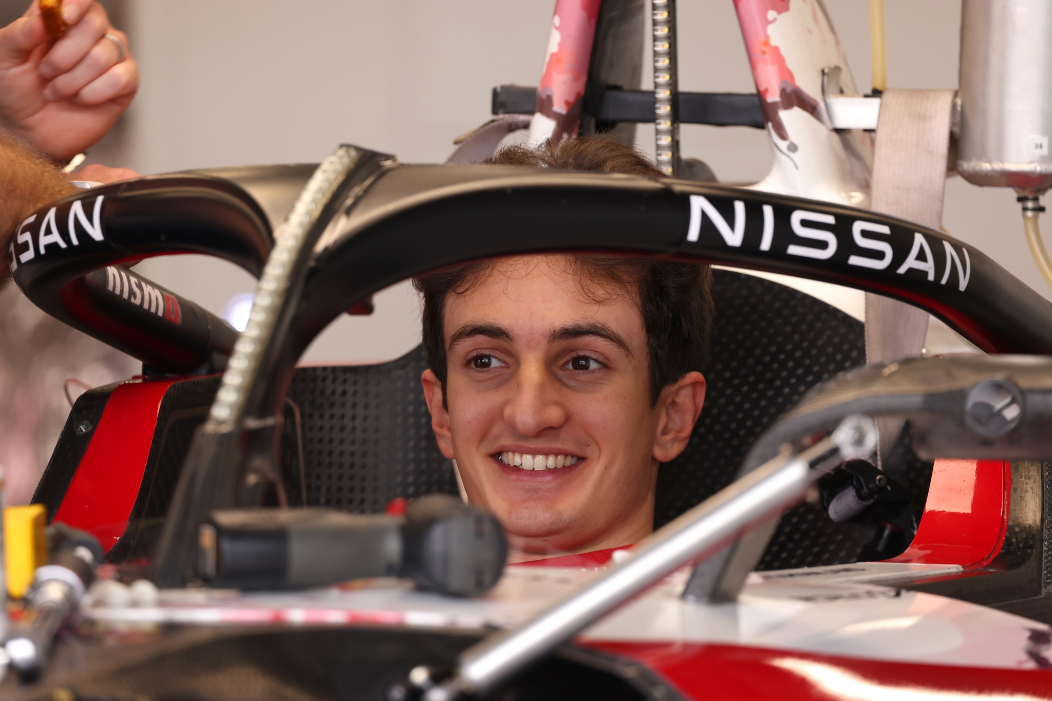 “Chance de ser visto”: Minì celebra sucesso com Nissan em Teste de Novatos da Fórmula E