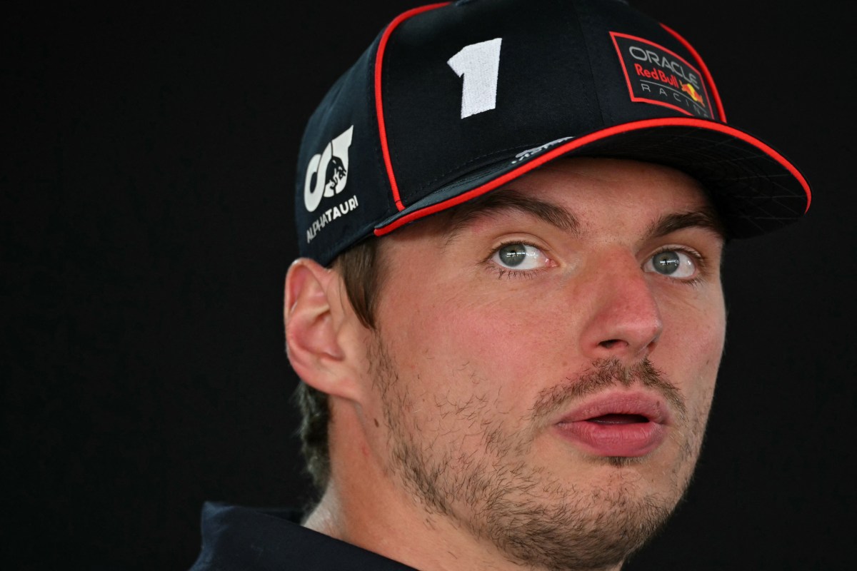 Steiner só vê Verstappen fora da Red Bull em 2027: “Vai esperar para saber o melhor carro”