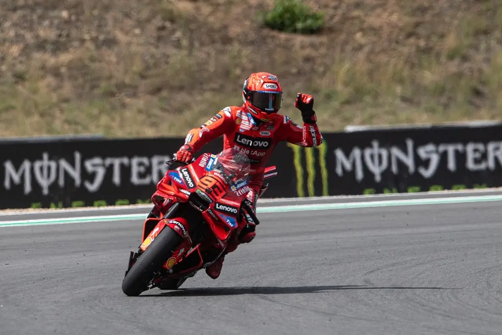 Márquez vuelve a dominar en Brno y no tiene rivales en MotoGP; Bagnaia, 4; Martín, 7°