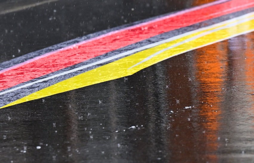Temporal desaba e força Fórmula 1 a adiar largada do GP da Bélgica