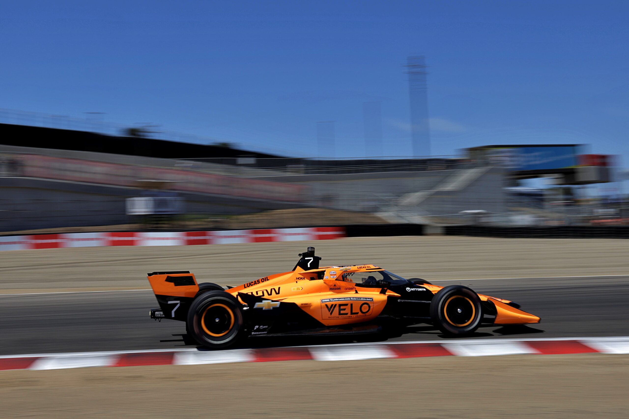 Lundgaard exalta McLaren após recorde de pódios na Indy em Laguna Seca: “Orgulhoso”
