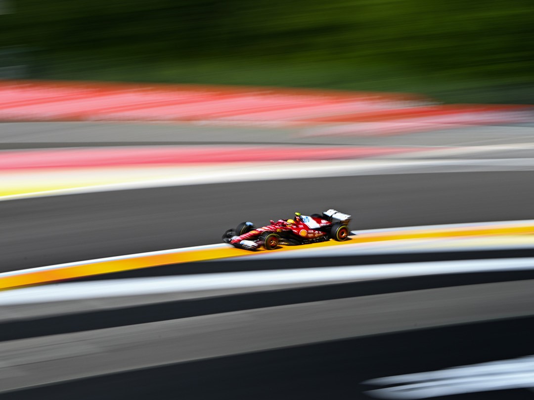 Ferrari ve a Hamilton «sin confianza» tras caída en Q1 de Spa: «Necesita mantener la calma»
