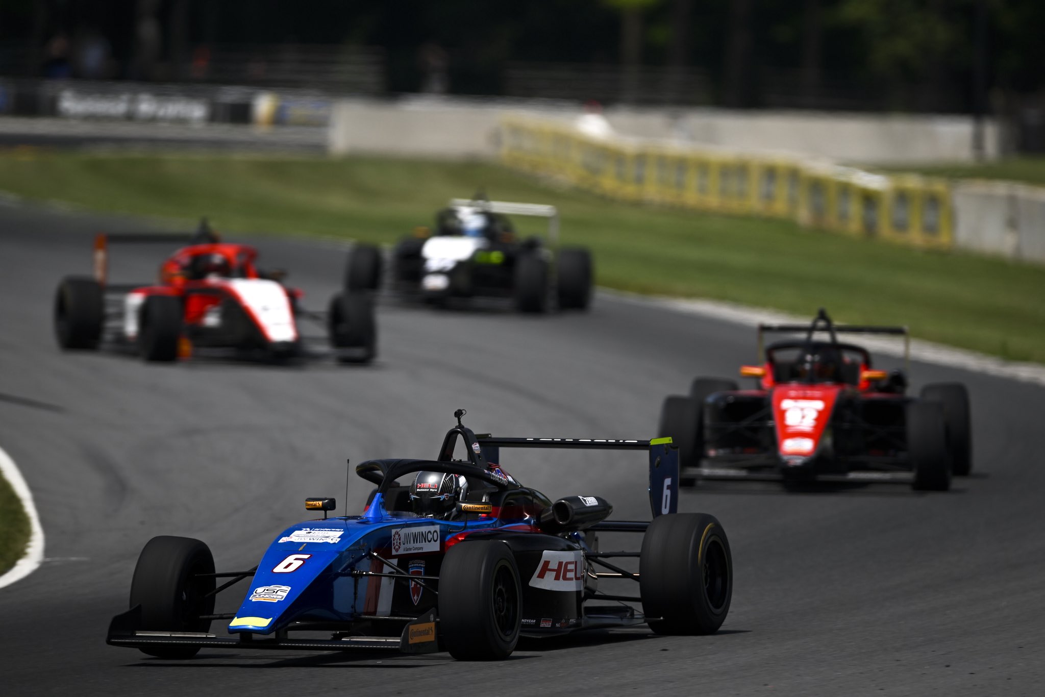 Loiacano supera Escorpioni e vence corrida 3 da USF Juniors em Road America