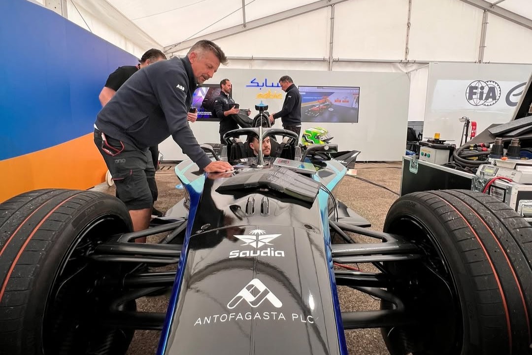 Fefo Barrichello comenta ‘teste secreto’ na Fórmula E em Berlim: “Carro impressionante”