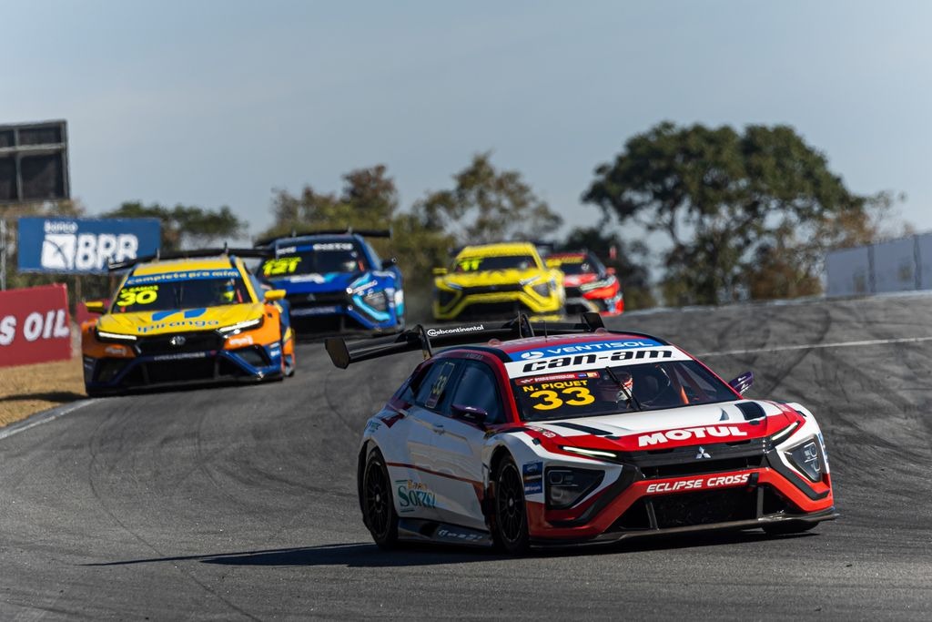 Piquet admite “momento delicado” da Stock Car após vitória no Velocitta