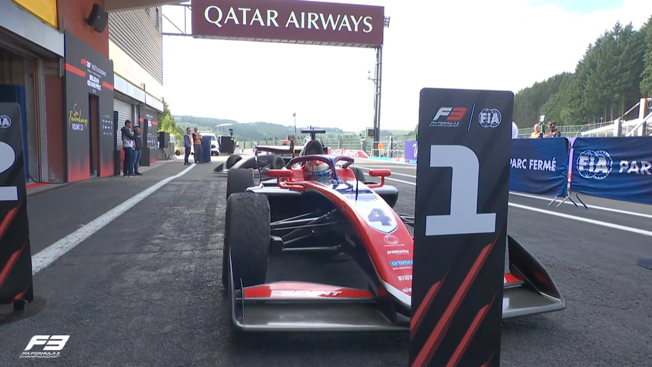 Strømsted passeia em Spa e vence sprint da rodada da Bélgica da F3. Câmara é 5º