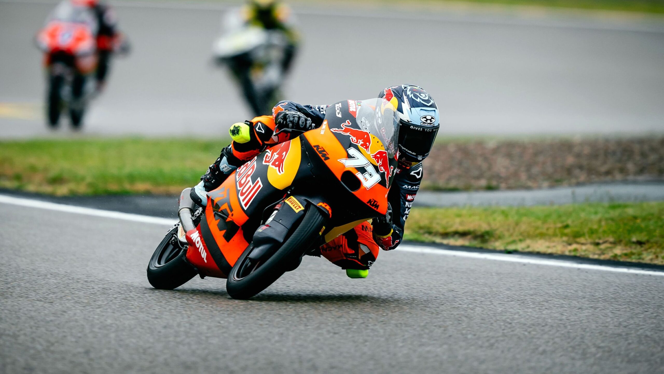 Ogden logra la pole position del GP de Alemania de Moto3; Perrone finaliza 15°