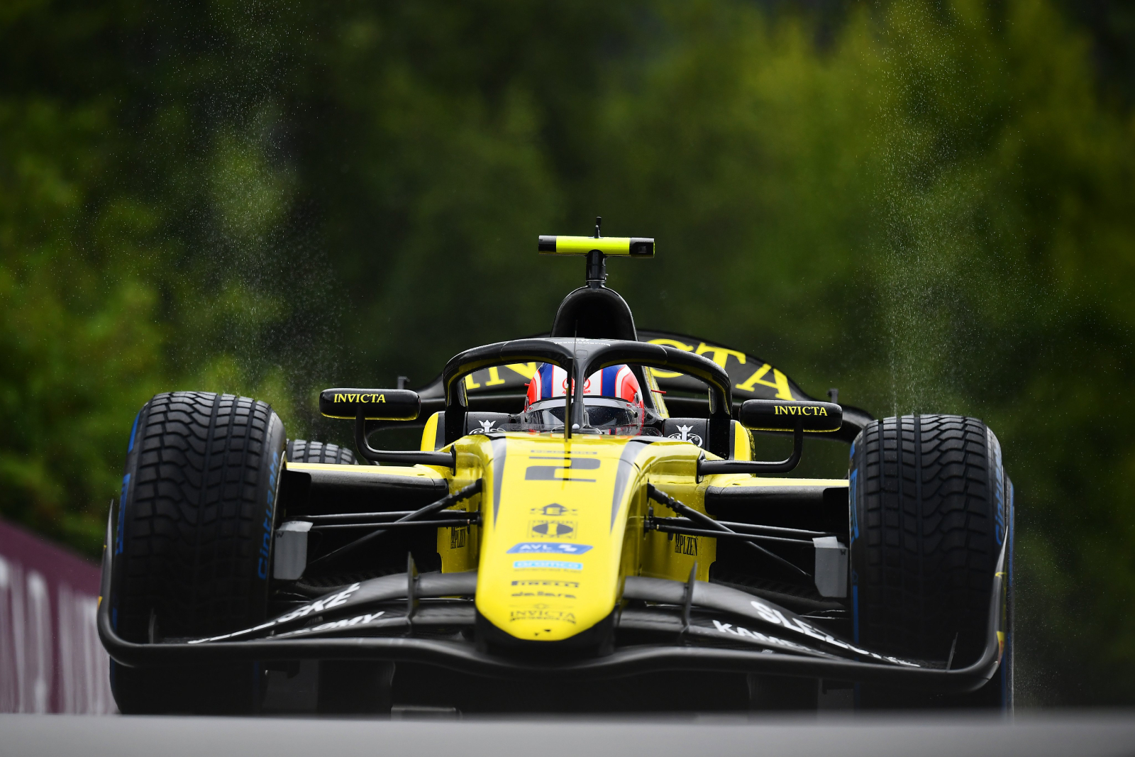 Staněk domina classificação e conquista pole da rodada da Hungria da F2. Fornaroli é 2º
