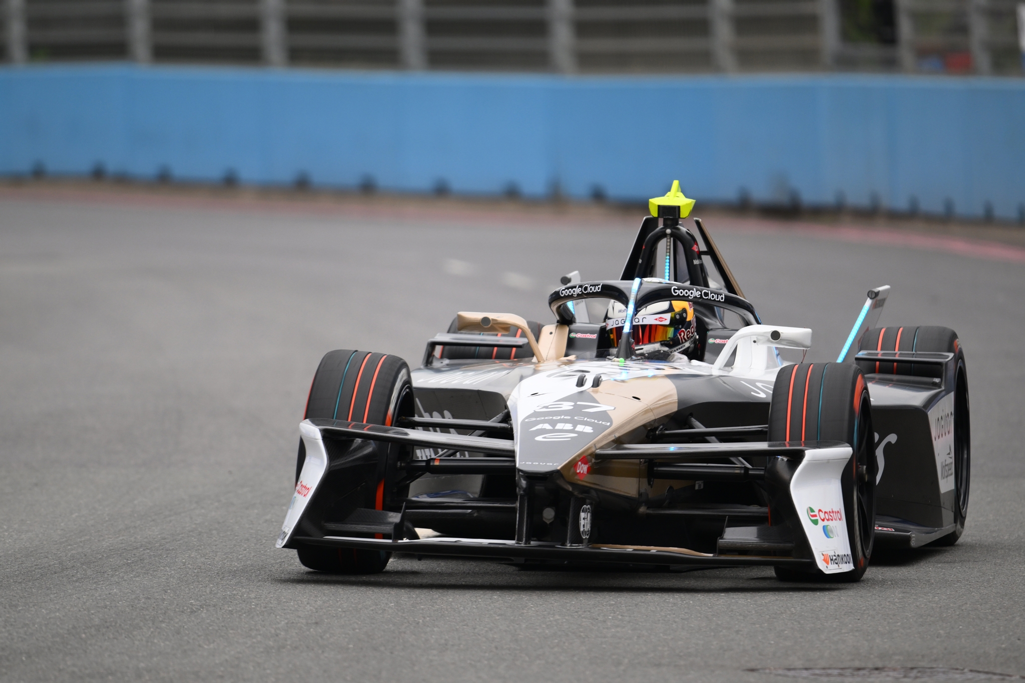 Cassidy se vale de punição a Ticktum e fica com pole do eP de Londres 2