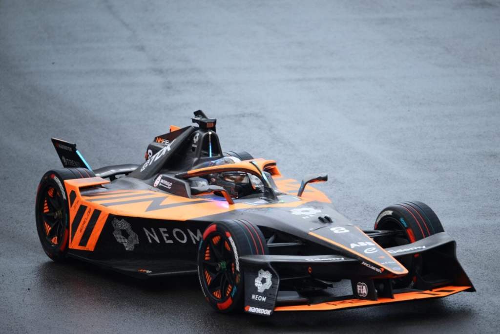 McLaren falla en encontrar inversores y causa reducción en grilla de Fórmula E 2025/26