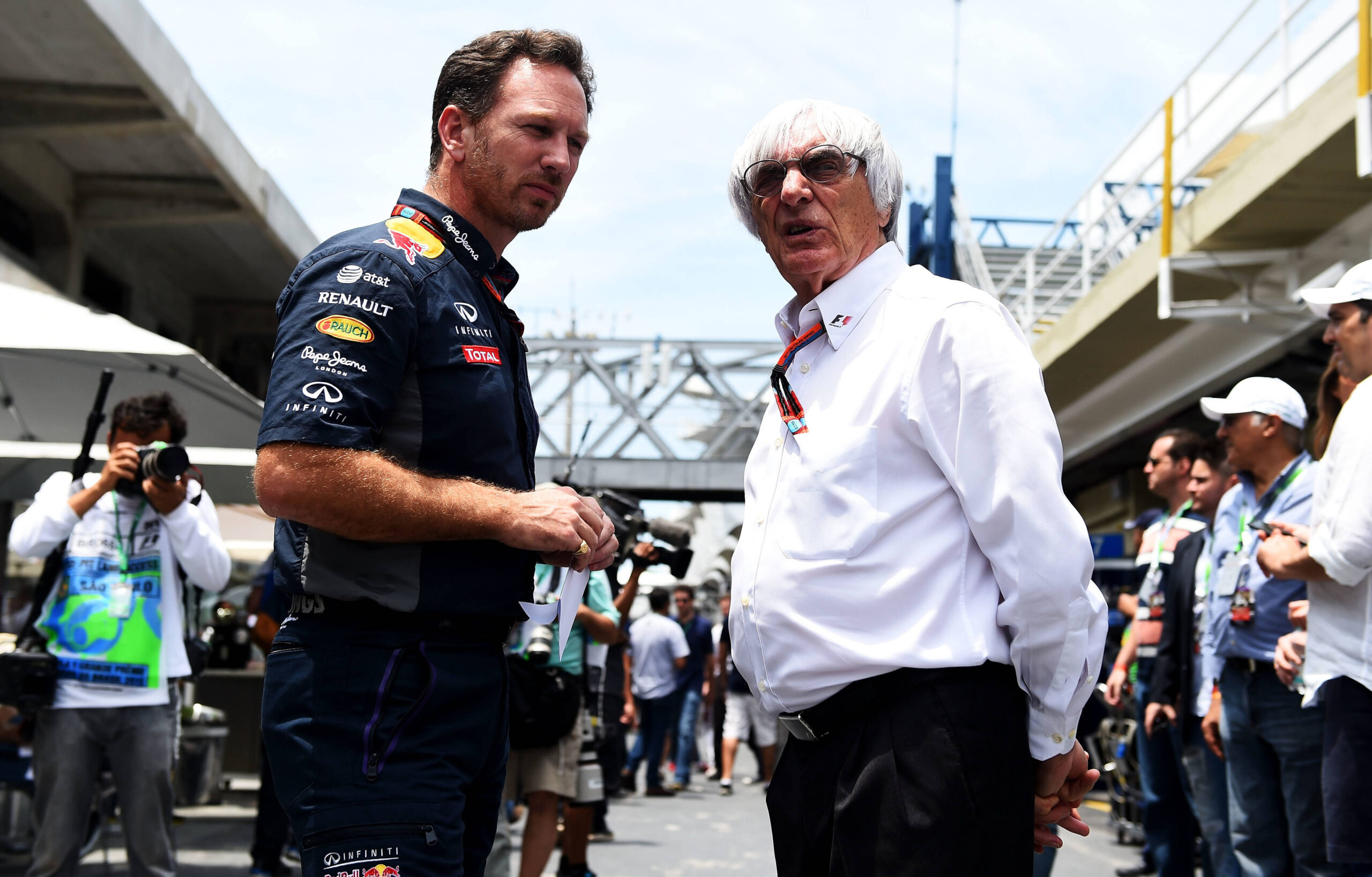Ecclestone alivia acusação de comportamento inadequado e diz que Horner “foi só idiota”