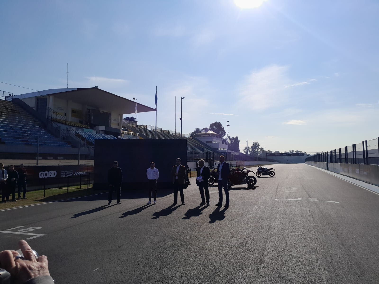 Director deportivo de Dorna celebra vuelta de MotoGP a Buenos Aires: “Evento icónico”