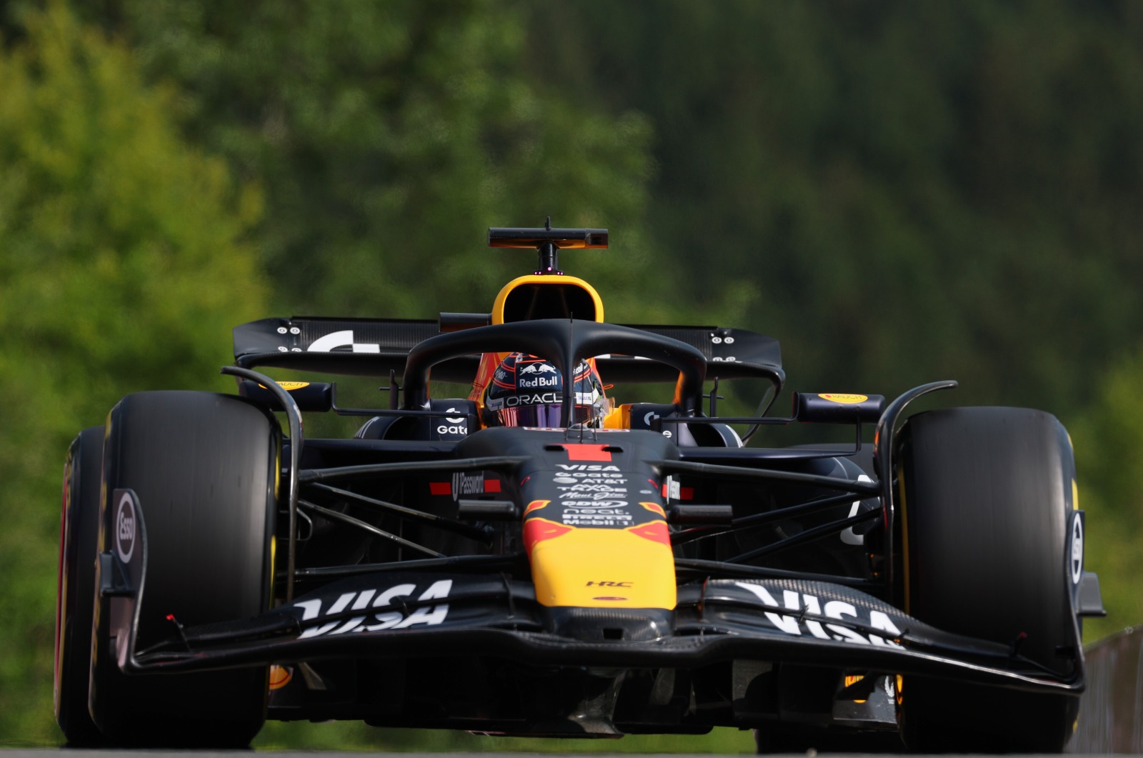 Verstappen exalta 2º no grid da sprint em Spa, mas vê “diferença grande” para Piastri