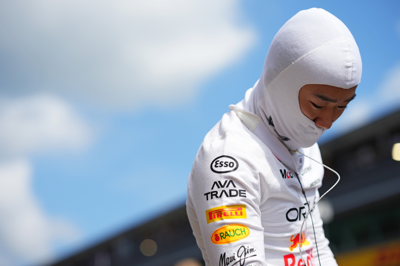 Tsunoda exalta “aura” de Mekies na Red Bull e fala em “flashback da época da Racing Bulls”