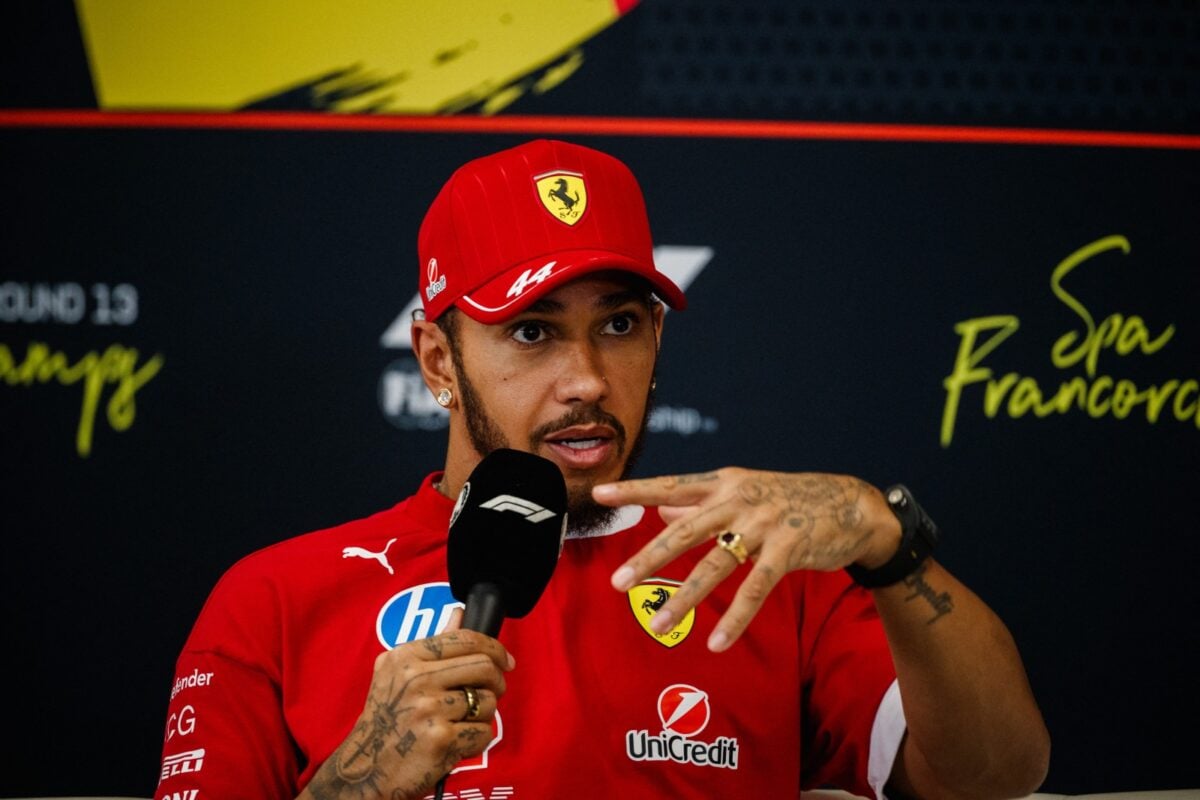 Hamilton compara a Zandvoort con “una casa antigua” y elogia: “Tiene personalidad”