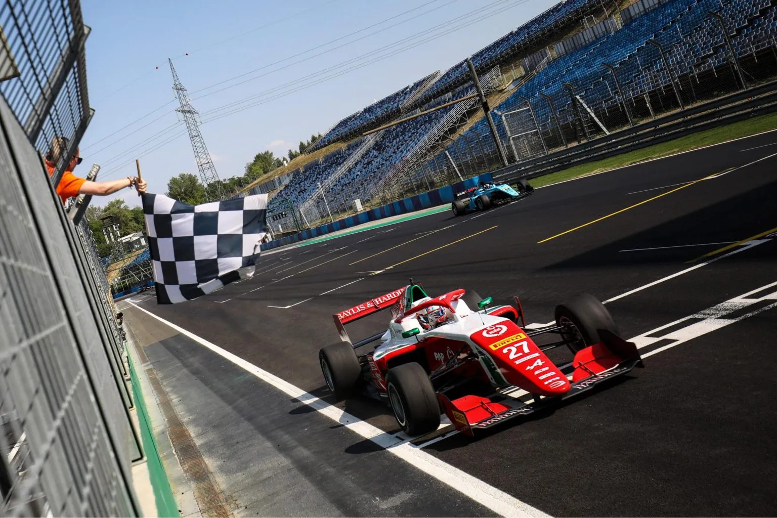 Slater aproveita problema de Deligny e vence corrida 2 da FRECA no Hungaroring