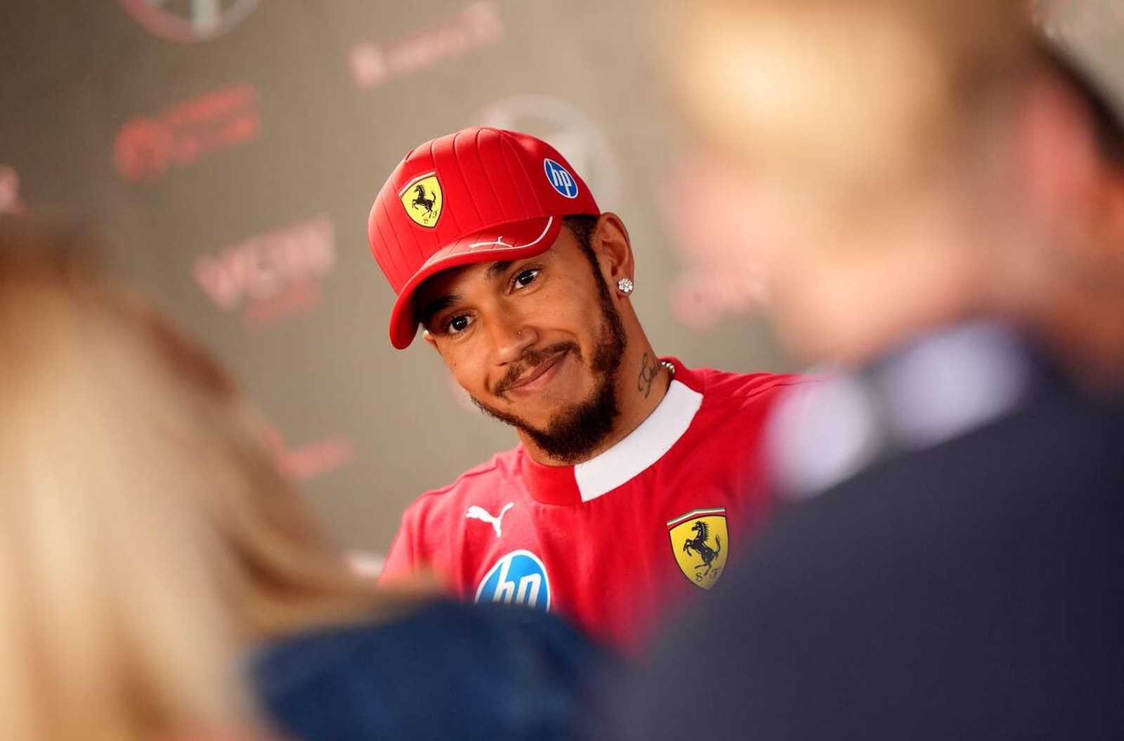 Hamilton admite incômodo com seca na F1 e fala até em chorar durante pausa: “É saudável”