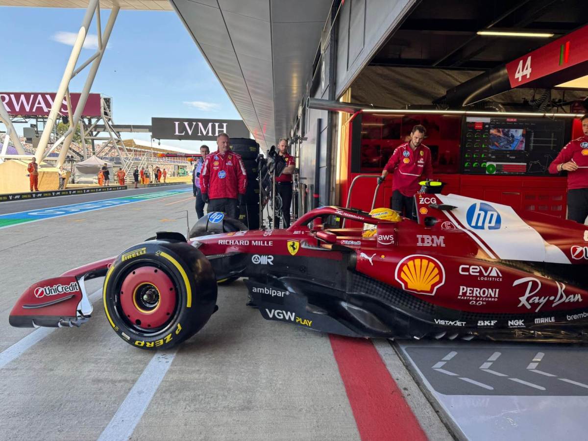 Hamilton aproveita quintal de casa e lidera TL1 da Inglaterra. Bortoleto erra e fica em 20º