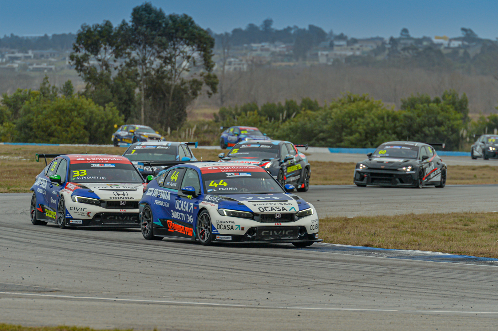 Leonel Pernía e Reis vencem em rodada dupla do TCR South America em El Pinar