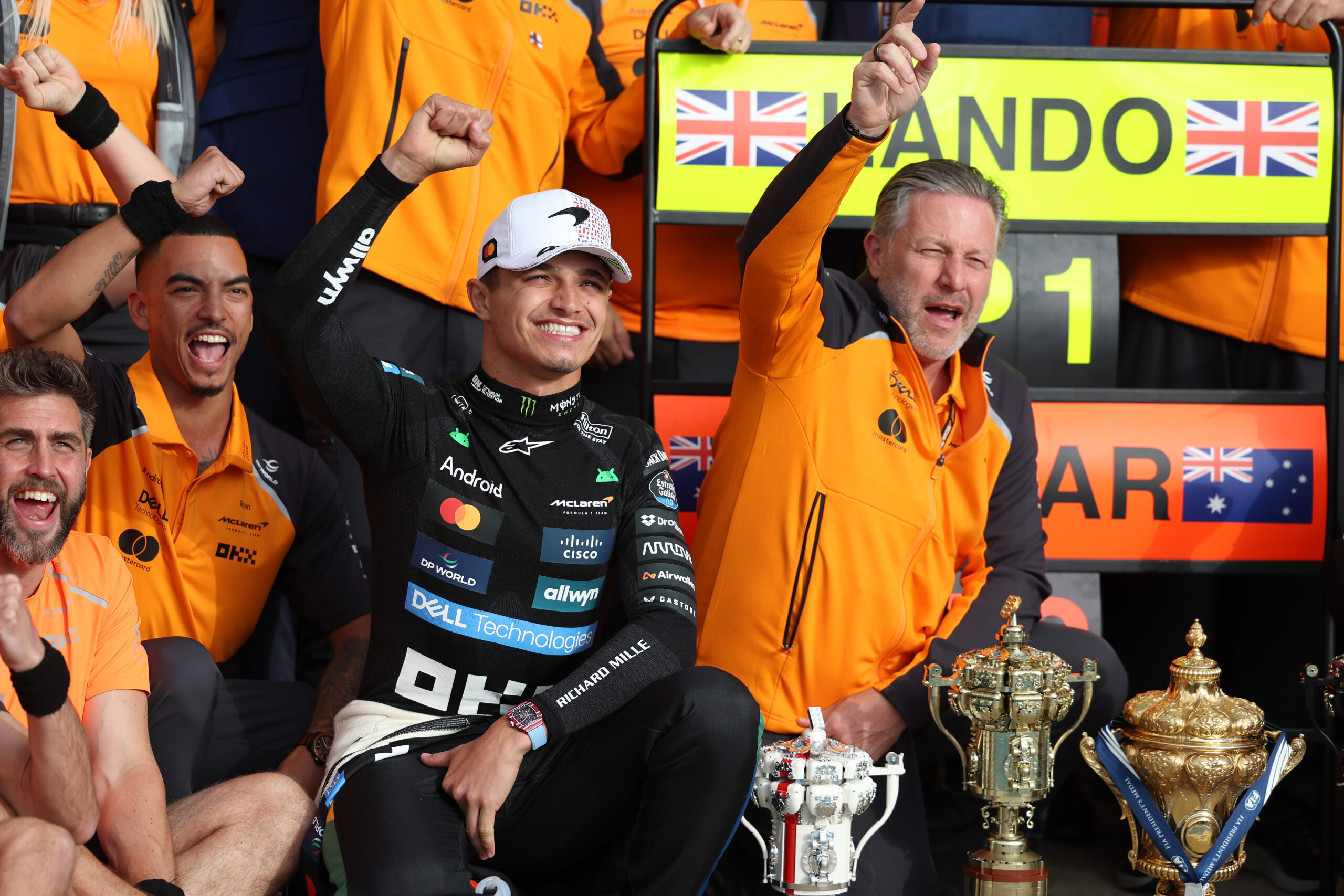 CEO da McLaren festeja título de Norris e diz estar “incrivelmente orgulhoso da equipe”