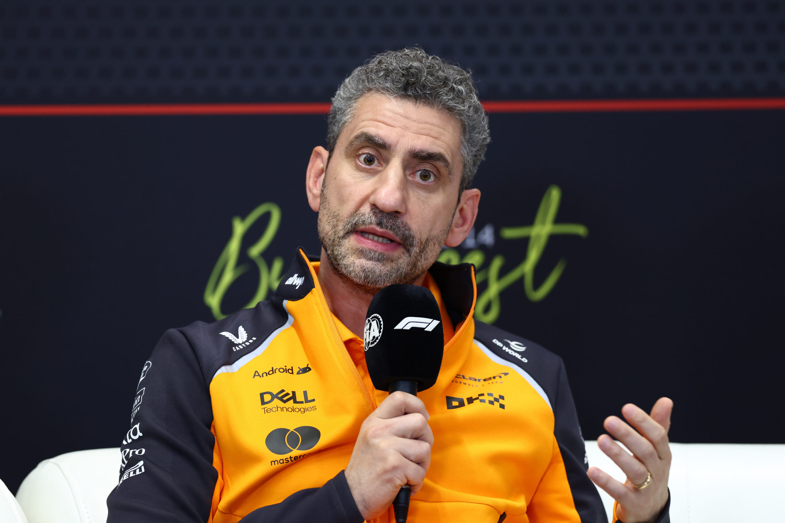 McLaren explica estrutura “colaborativa” de comando na F1: “Não há um ditador”