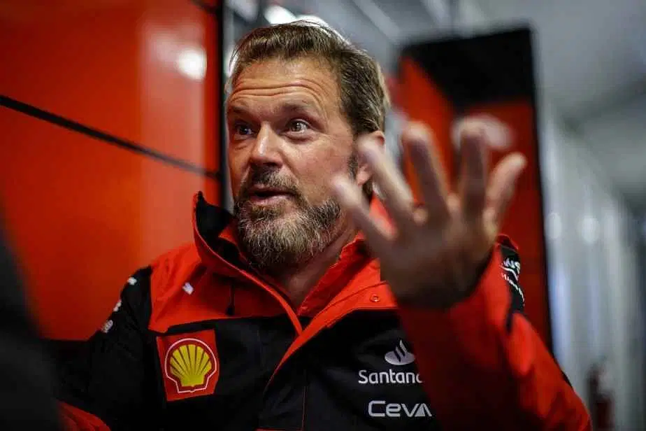 Ex-funcionário critica ambiente da Ferrari: “60% política e só 40% trabalho”