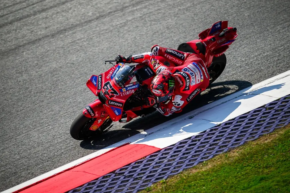 El jefe de Ducati promete apoyo a Bagnaia y afirma: “Su velocidad es indiscutible”