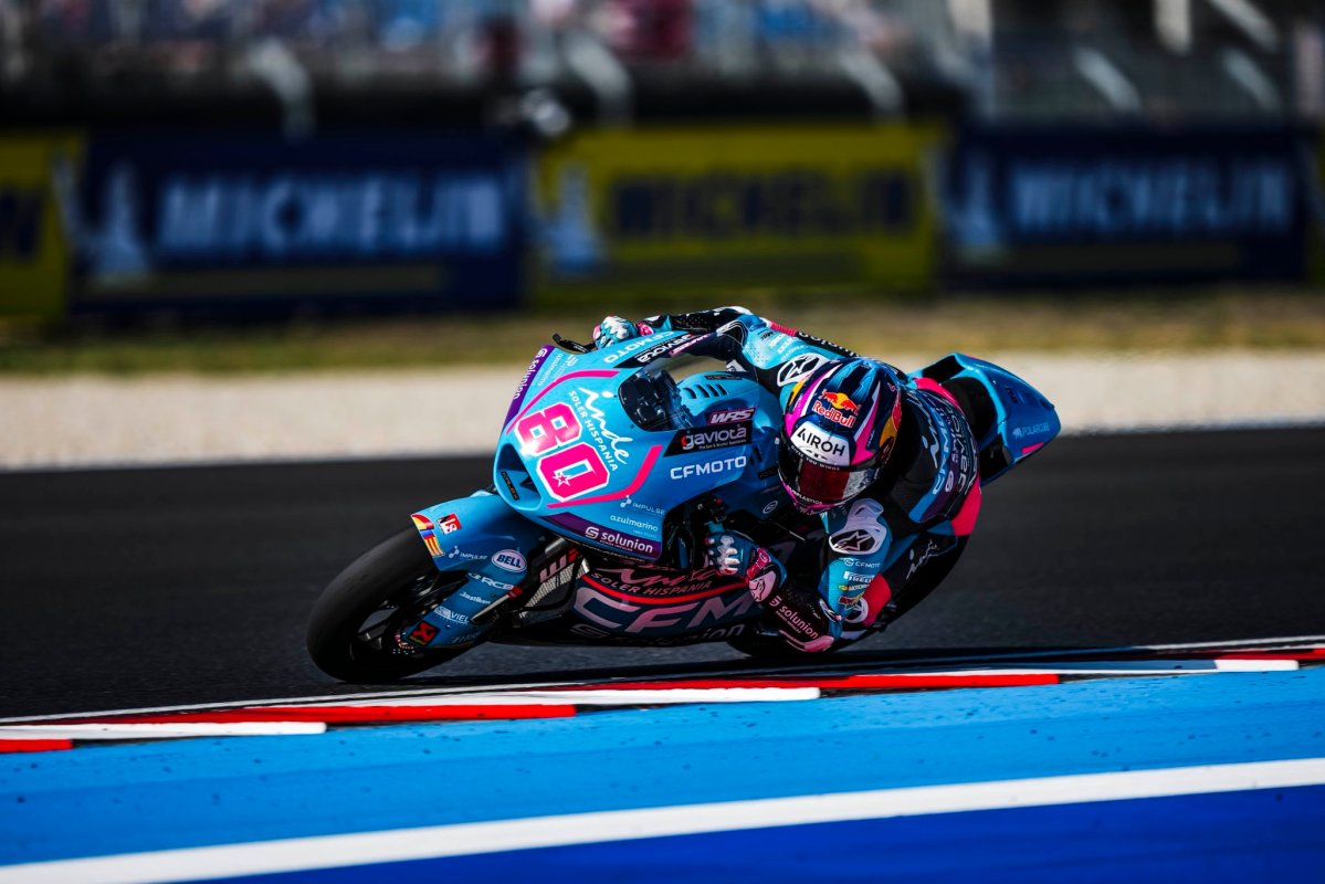 Alonso escala pelotão, passa González no fim e vence Moto2 na Hungria. Moreira é 2º