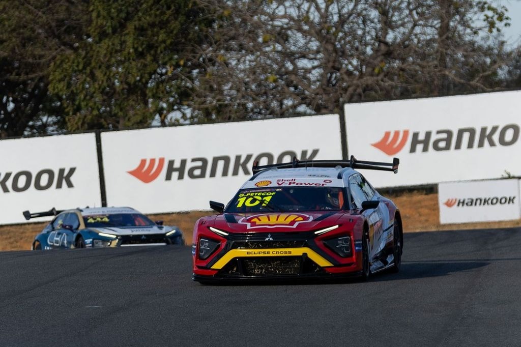 Petecof supera Salas no fim e lidera TL1 da Stock Car em Curvelo. Di Mauro é 20º