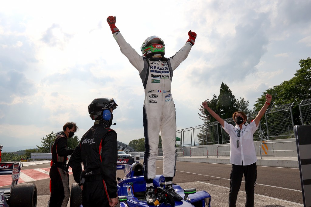 Súper Fórmula llega a Sugo con su caledario provisional 2026 y Tsuboi se subió al F1 en Fuji