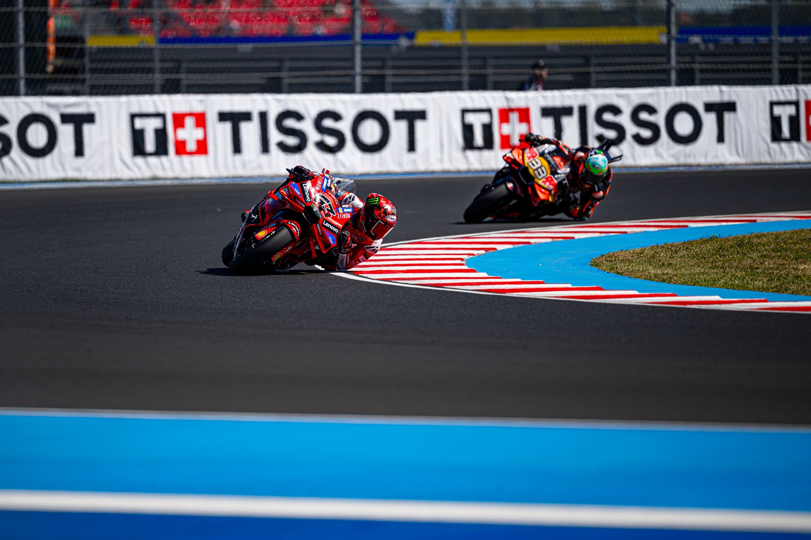 Bagnaia lamenta resultado, mas vê evolução na Hungria: “Finalmente pude sentir a dianteira”