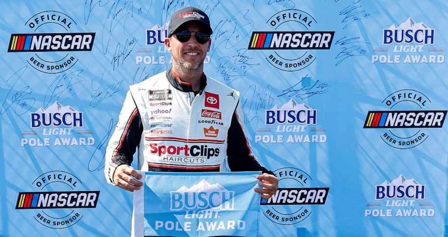 Hamlin bate Briscoe por 0s021 e crava pole em Darlington, 1ª etapa dos playoffs da Nascar