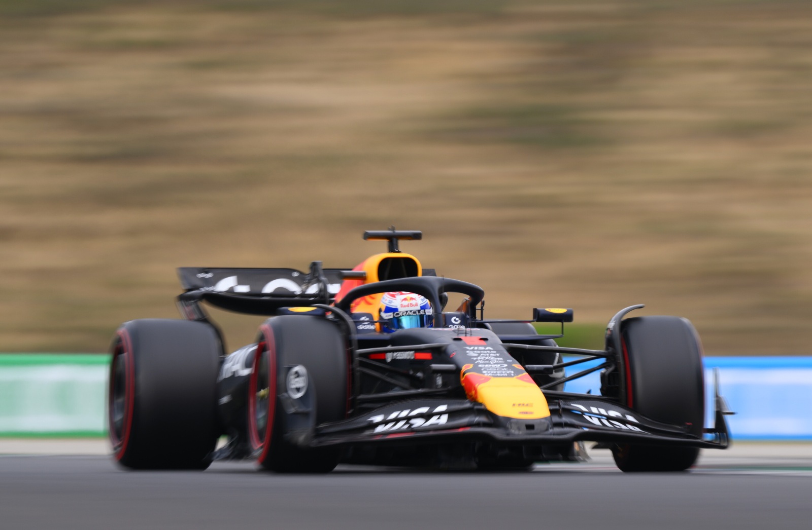 Verstappen lamenta Red Bull «sin ritmo» en Hungría, pero dice estar «feliz de llegar a Q3»
