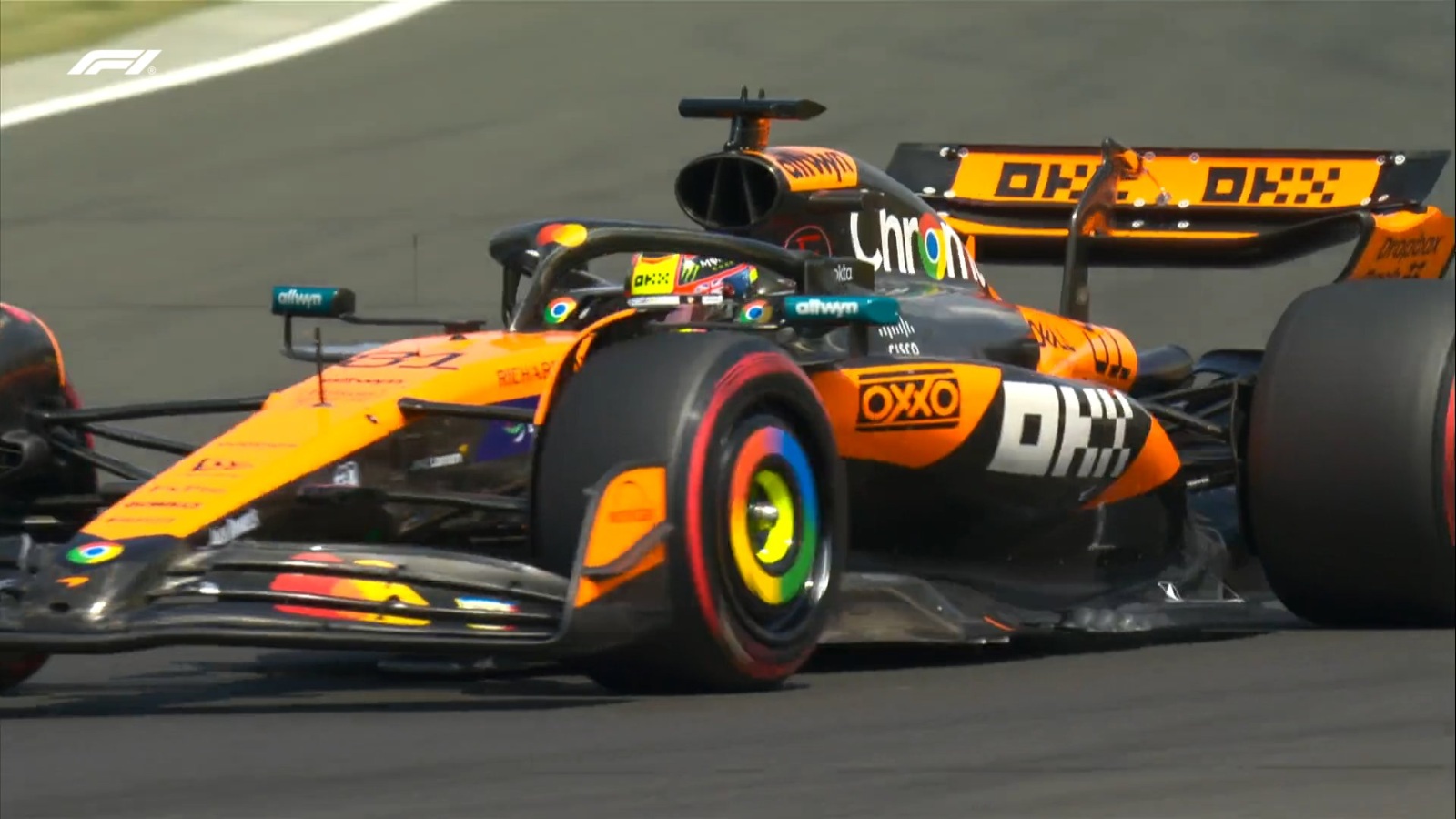 McLaren põe carro da temporada 2026 para leilão antes mesmo de estreia oficial na F1