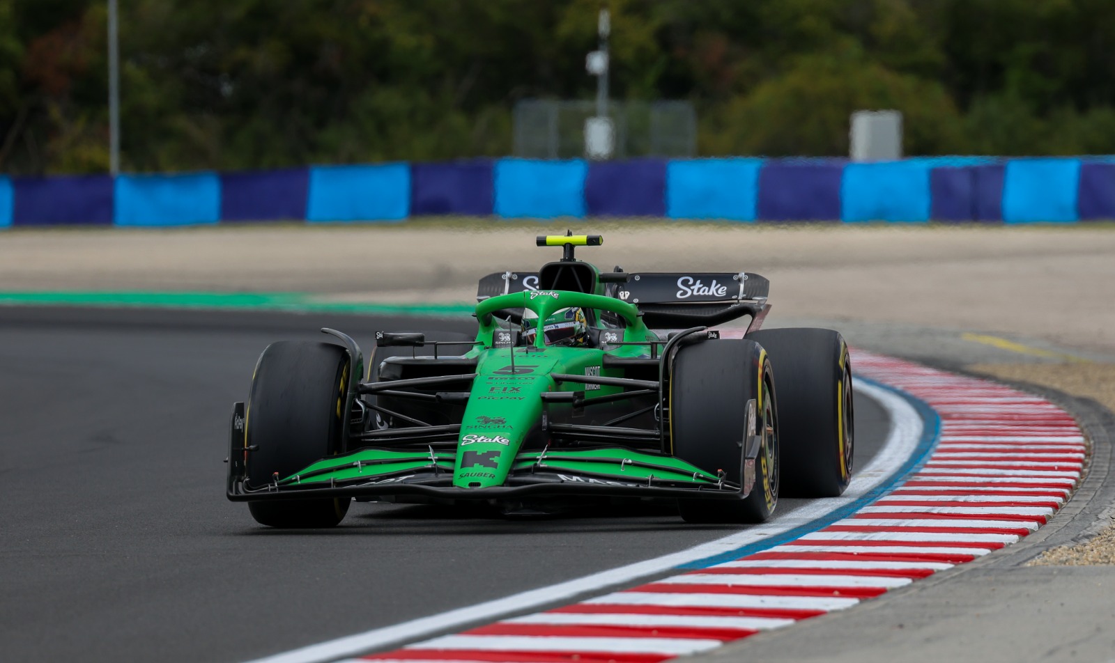 Sauber destaca mudanças climáticas e mira “lutar por pontos” no GP dos Países Baixos