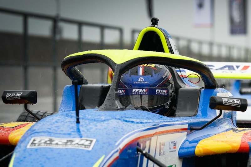 Caretti sobra e vence duas corridas na rodada tripla de Magny-Cours da F4 Francesa